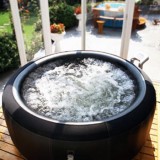 Spa gonflable en intérieur