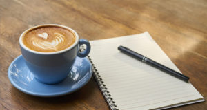 consommer du café